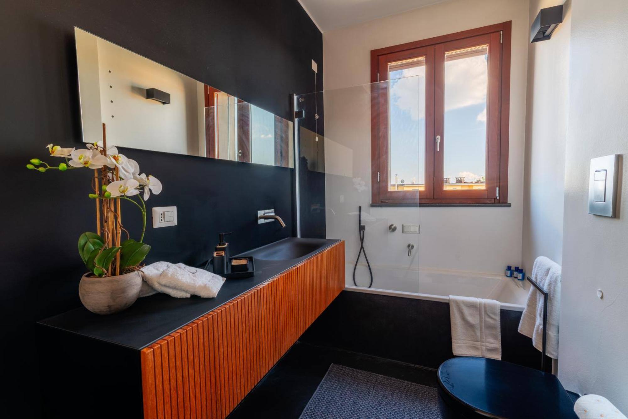 Fiftyfive-One Zuretti Aparthotel มิลาน ภายนอก รูปภาพ