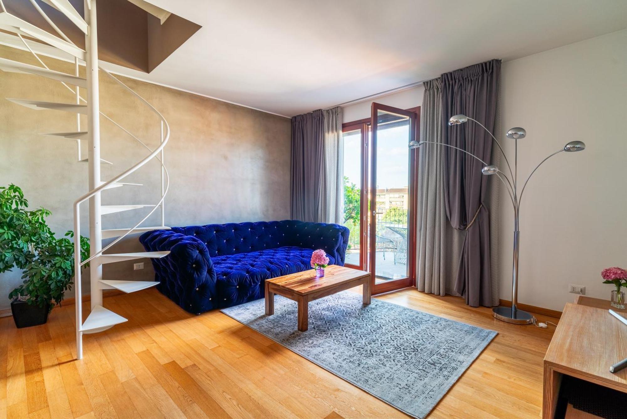 Fiftyfive-One Zuretti Aparthotel มิลาน ภายนอก รูปภาพ